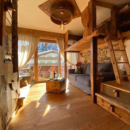 Calore Di Una Casa Di Montagna Campitello di Fassa Buitenkant foto