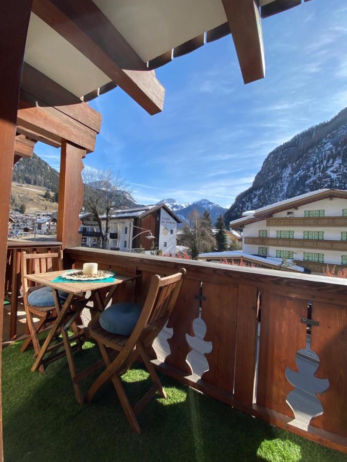 Calore Di Una Casa Di Montagna Campitello di Fassa Buitenkant foto
